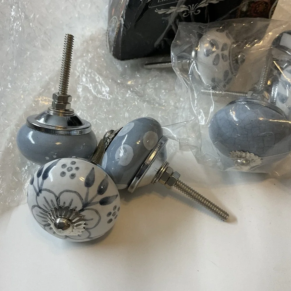 Vintage Porcelain Ceramic White Blue Pattern Drawer Cabinet Knobs Pulls Set Of 8